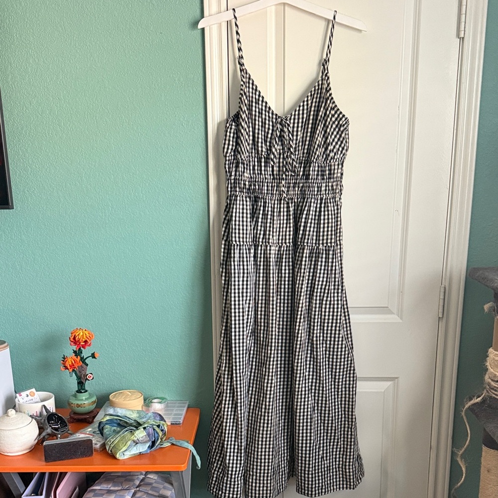 Black & White Gingham Spaghetti-Strap Midi maxi Dress